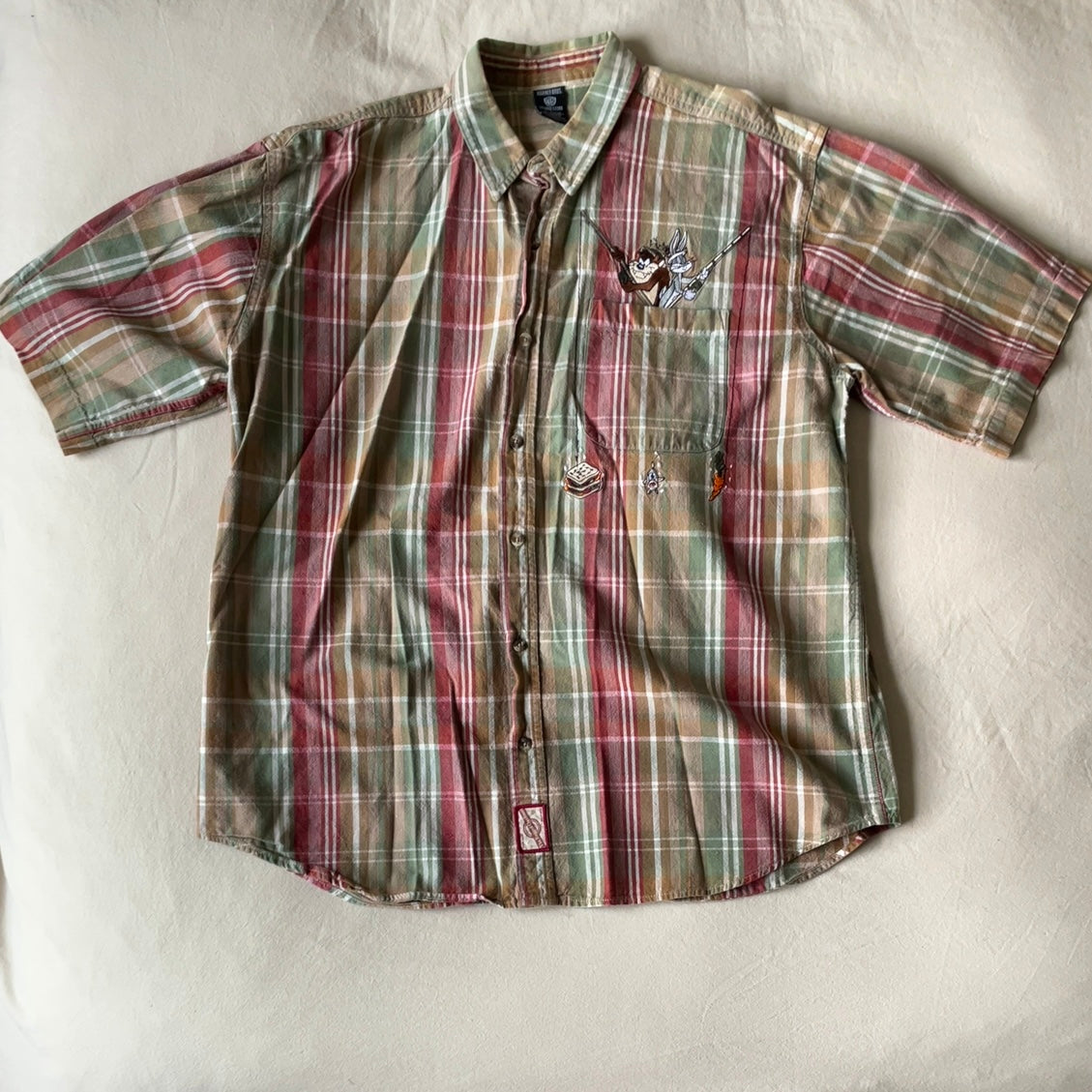 LOONEY TUNES FISHING BUTTON-UP [L] – ZEMIVINTAGE