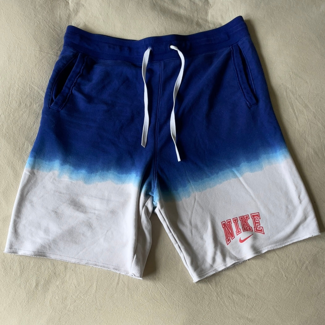 NIKE GYM SHORTS [XL]